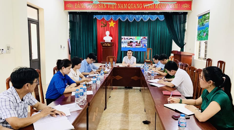 THƯỜNG TRỰC ĐẢNG UỶ XÃ HỒNG QUANG:  TỔ CHỨC GIAO BAN CÁC BAN ĐẢNG VÀ MTTQ XÃ