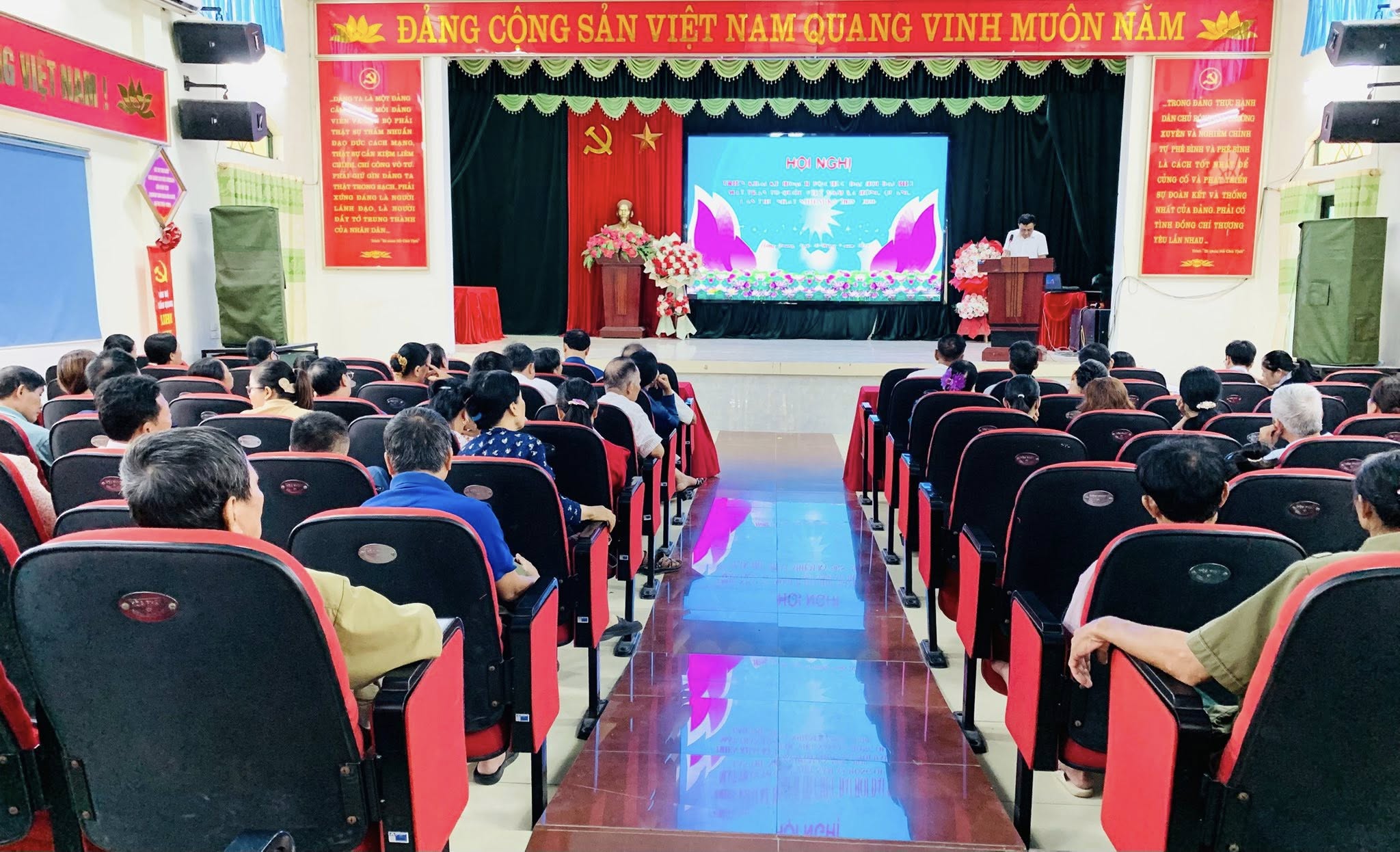 HỘI NGHỊ ỦY BAN MTTQ VIỆT NAM XÃ HỒNG QUANG LẦN THỨ I, NHIỆM KỲ 2025 – 2030