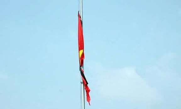 XÃ HỒNG QUANG TRIỂN KHAI THỰC HIỆN NGHIÊM QUY ĐỊNH TRONG NHỮNG NGÀY LỄ QUỐC TANG ĐỒNG CHÍ SAYSOMPHONE PHOMVIHANE
