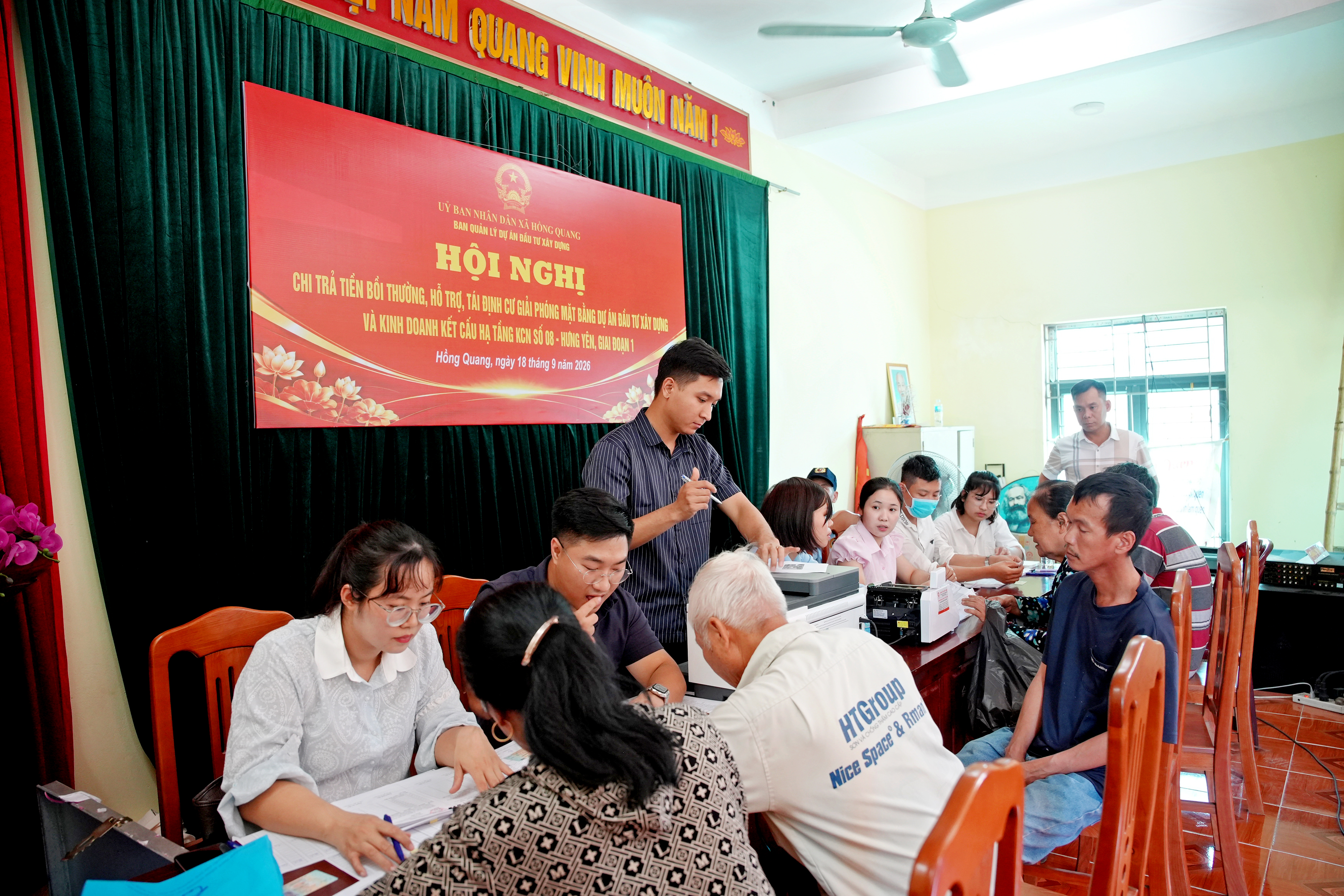 XÃ HỒNG QUANG CHI TRẢ HƠN 18 TỶ ĐỒNG BỒI THƯỜNG, HỖ TRỢ CHO NGƯỜI DÂN THỰC HIỆN DỰ ÁN KHU CÔNG NGHIỆP SỐ 08 - HƯNG YÊN, GIAI ĐOẠN 1