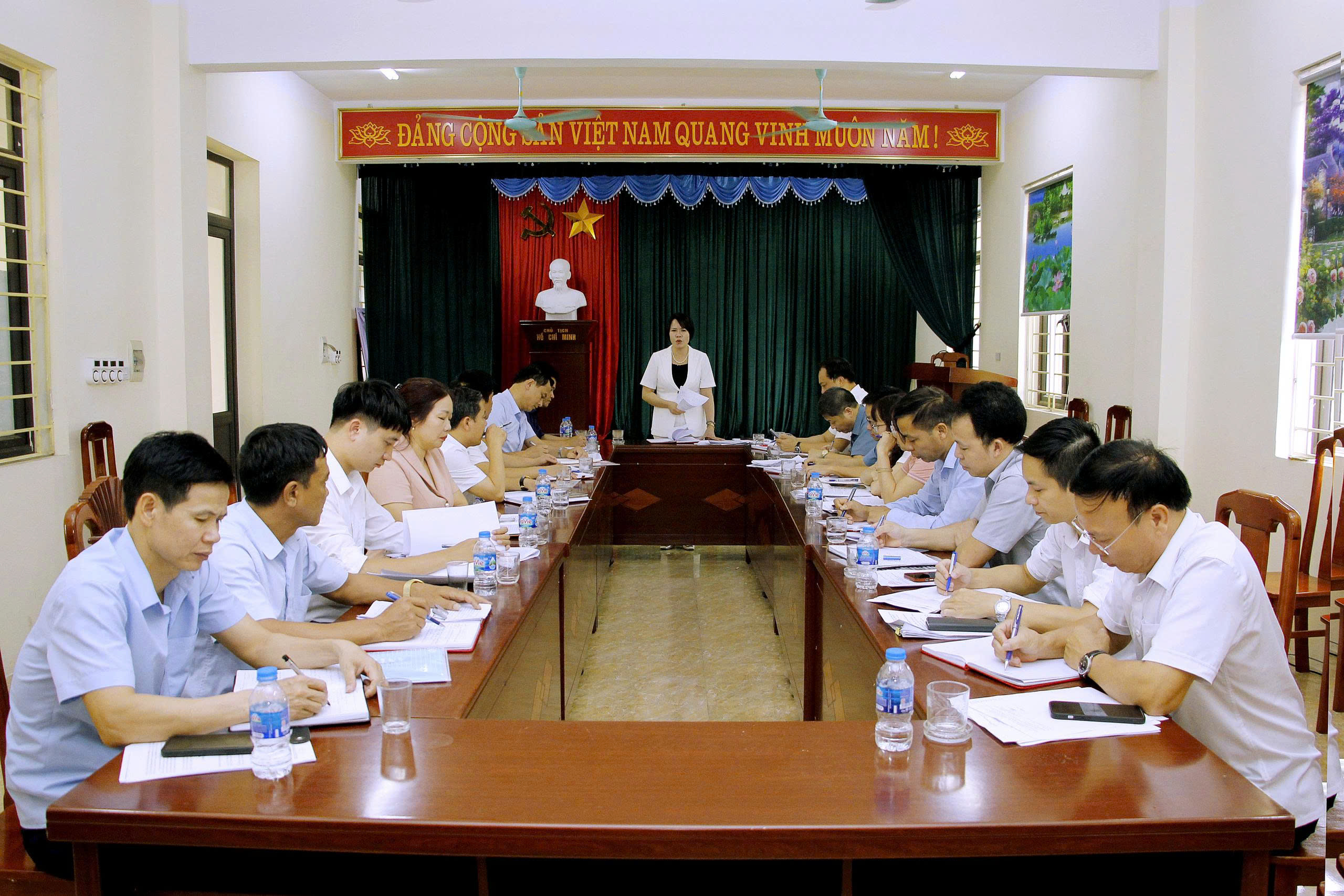 TỔ CÔNG TÁC SỐ 7 CỦA BAN THƯỜNG VỤ TỈNH ỦY:  KIỂM TRA VIỆC CHUẨN BỊ TỔ CHỨC ĐẠI HỘI ĐẢNG NHIỆM KỲ 2025-2030 VÀ  TRIỂN KHAI VẬN HÀNH CHÍNH QUYỀN 2 CẤP TẠI XÃ HỒNG QUANG