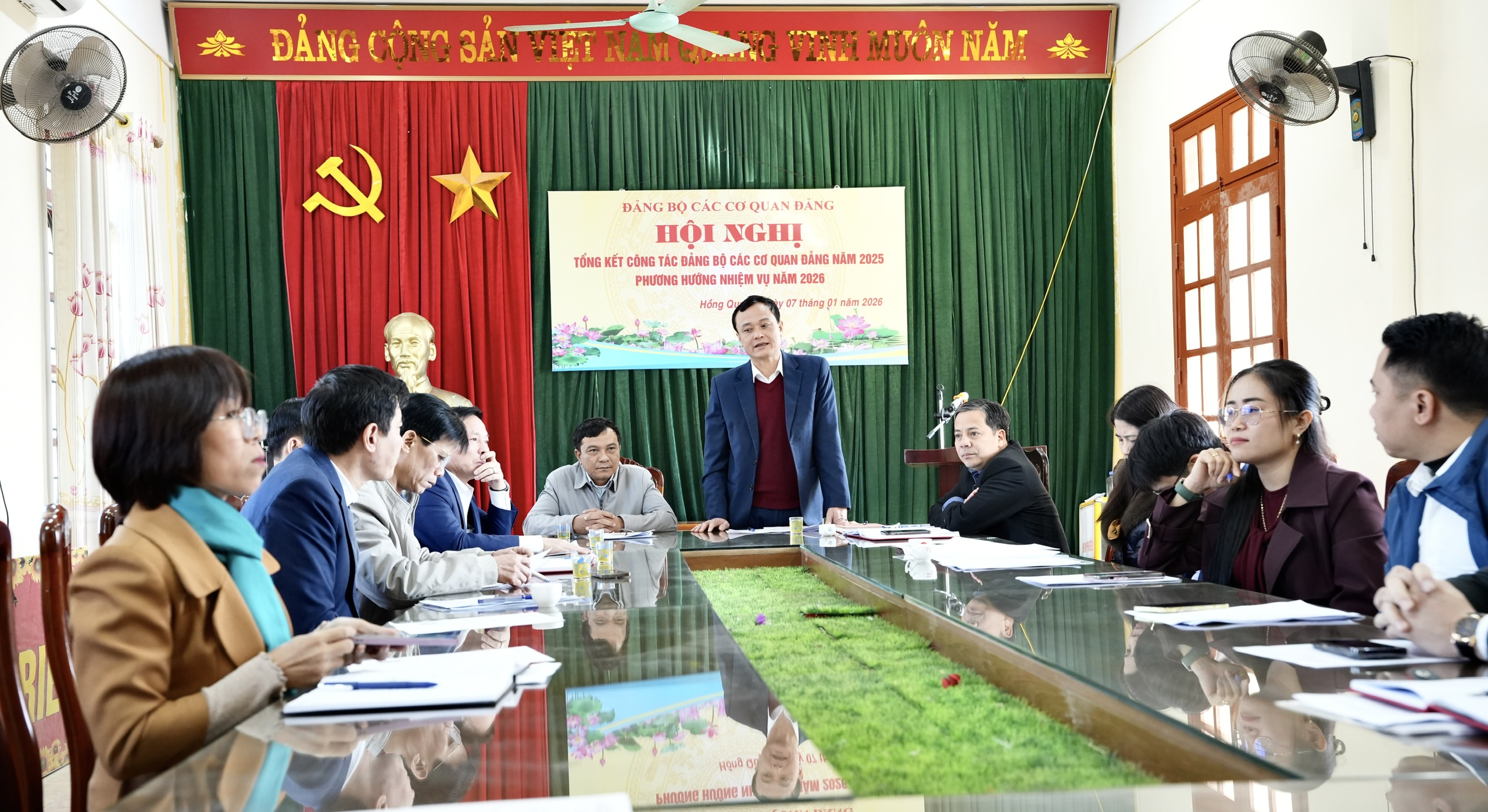 ĐẢNG BỘ CÁC CƠ QUAN ĐẢNG XÃ HỒNG QUANG:  TỔNG KẾT CÔNG TÁC XÂY DỰNG ĐẢNG NĂM 2025, TRIỂN KHAI PHƯƠNG HƯỚNG NHIỆM VỤ NĂM 2026