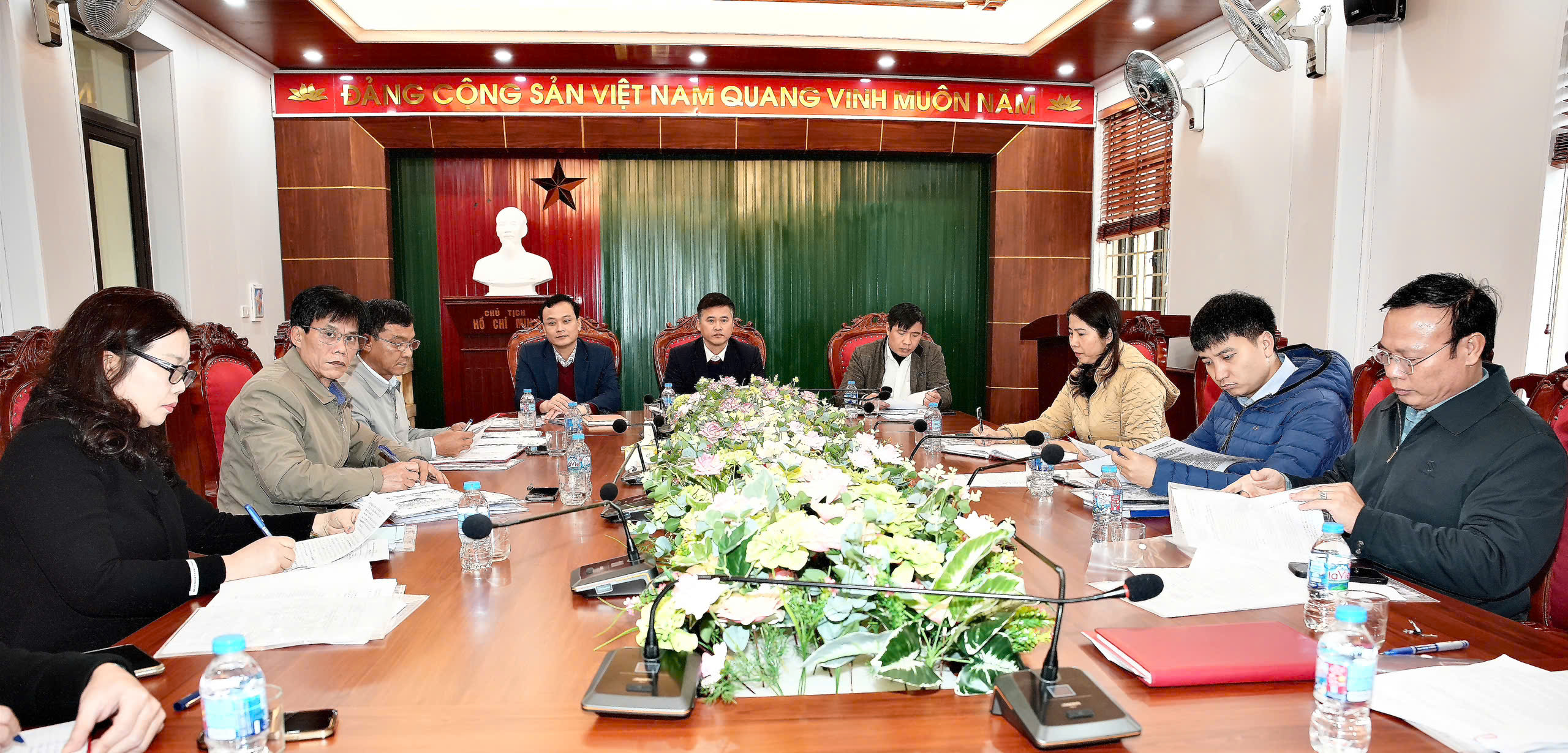 HỘI NGHỊ BAN THƯỜNG VỤ ĐẢNG ỦY XÃ HỒNG QUANG CHO Ý KIẾN CÁC NHIỆM VỤ TRỌNG TÂM