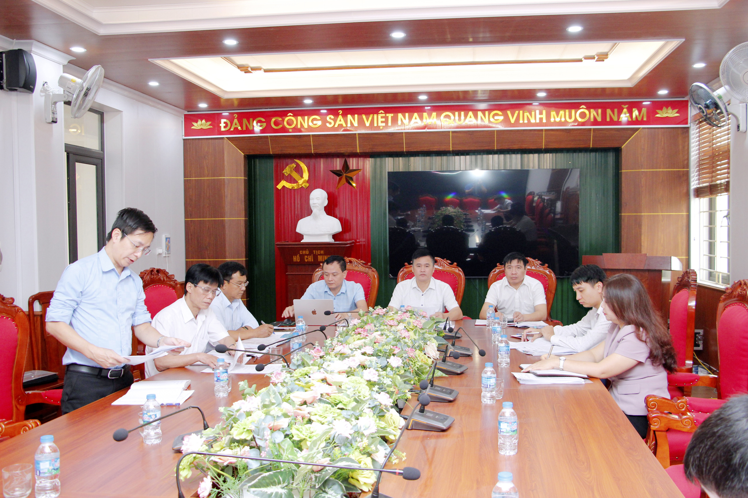 BAN THƯỜNG VỤ ĐẢNG ỦY XÃ HỒNG QUANG  HỌP TRIỂN KHAI NHIỀU NỘI DUNG QUAN TRỌNG